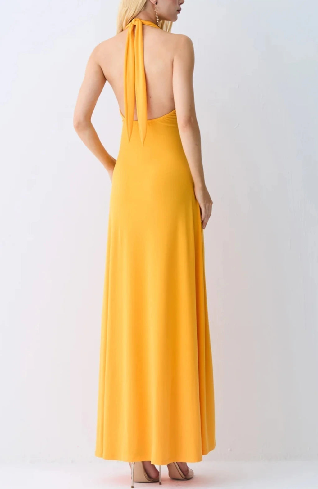 VESTIDO LONGO FRENTE UNICA ABERTURA FRONTAL E AMARRACAO LARANJA MANGA 11803