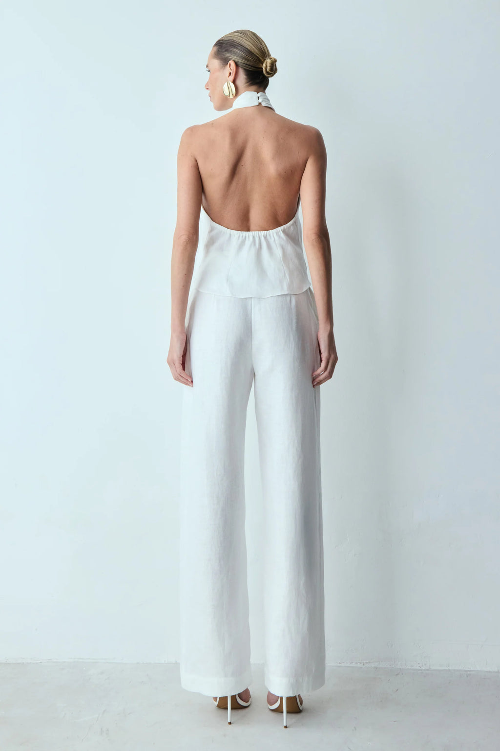PANTALÓN CINTURA ALTA CON PREGAS