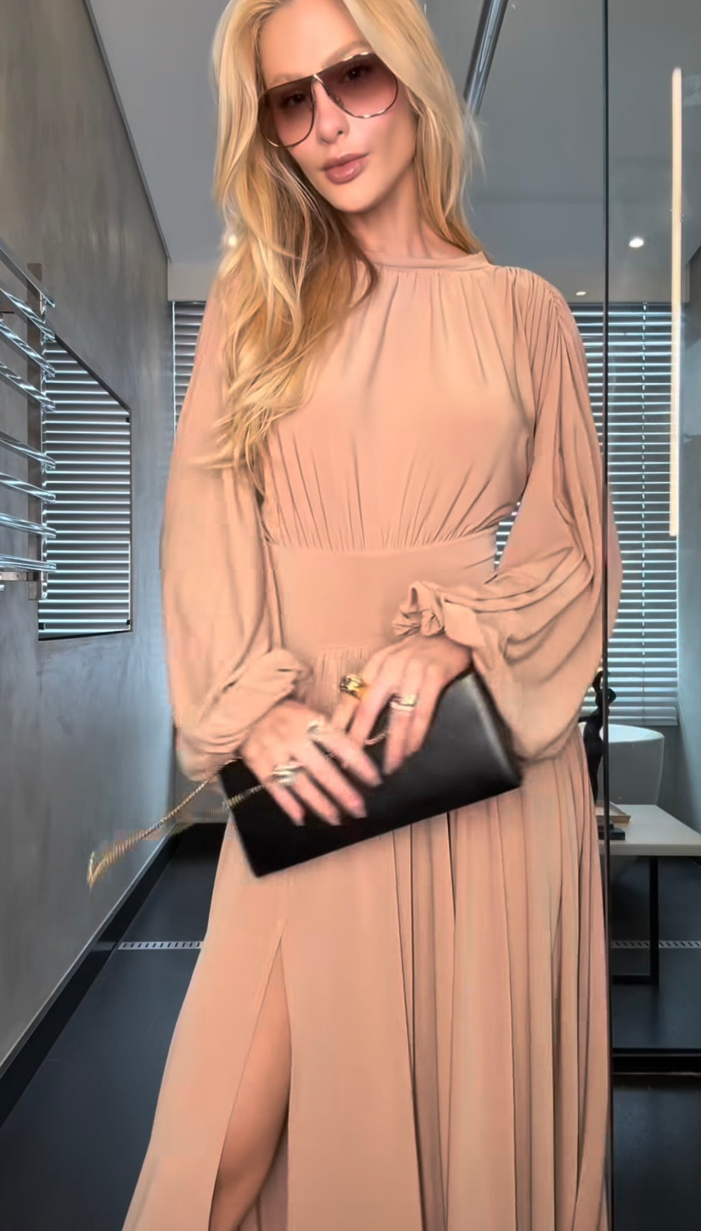 VESTIDO MIDI MANGAS BUFANDAS KAKI