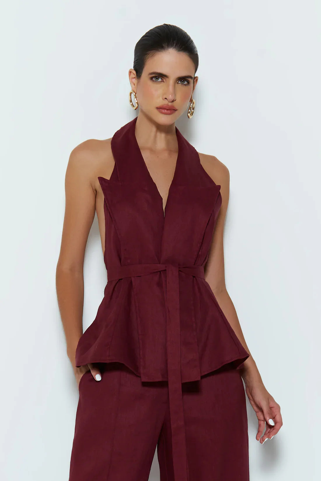 BLUSA COLETE FRENTE UNICA COM FAIXA VINHO