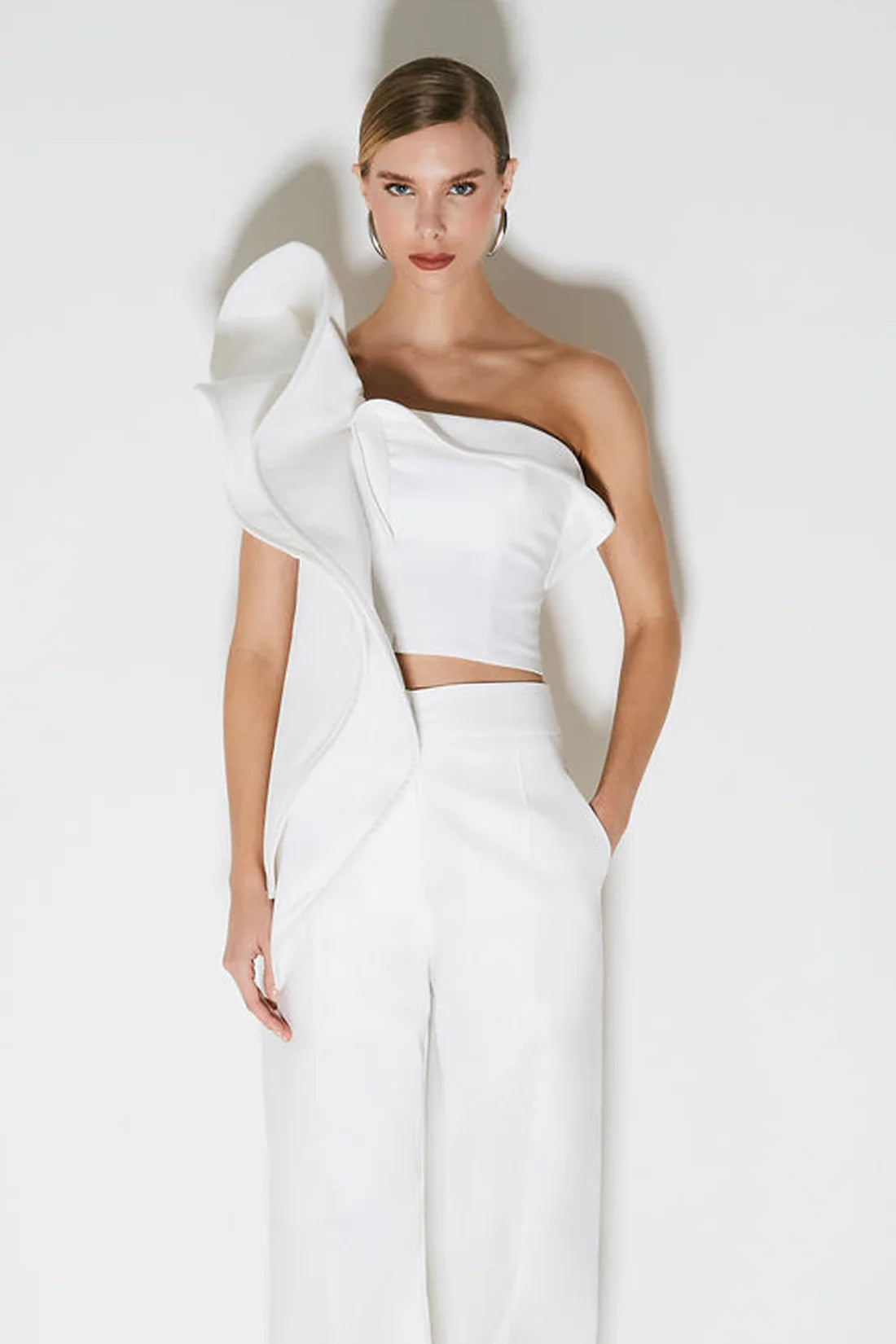 CROPPED BABADO CASCATA ESTRUTURADO OFF WHITE
